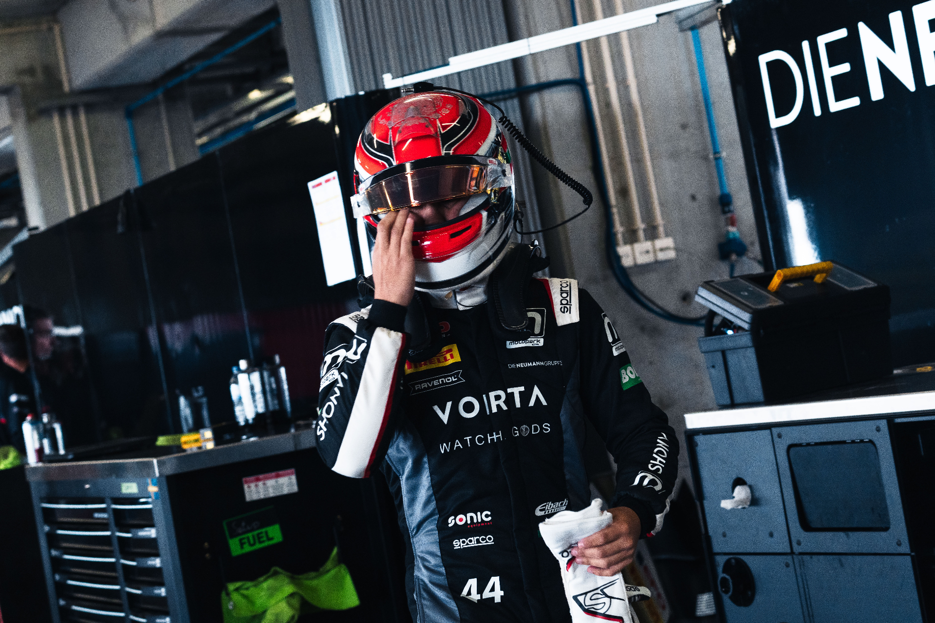 Diego de la Torre in the garage at Portimão