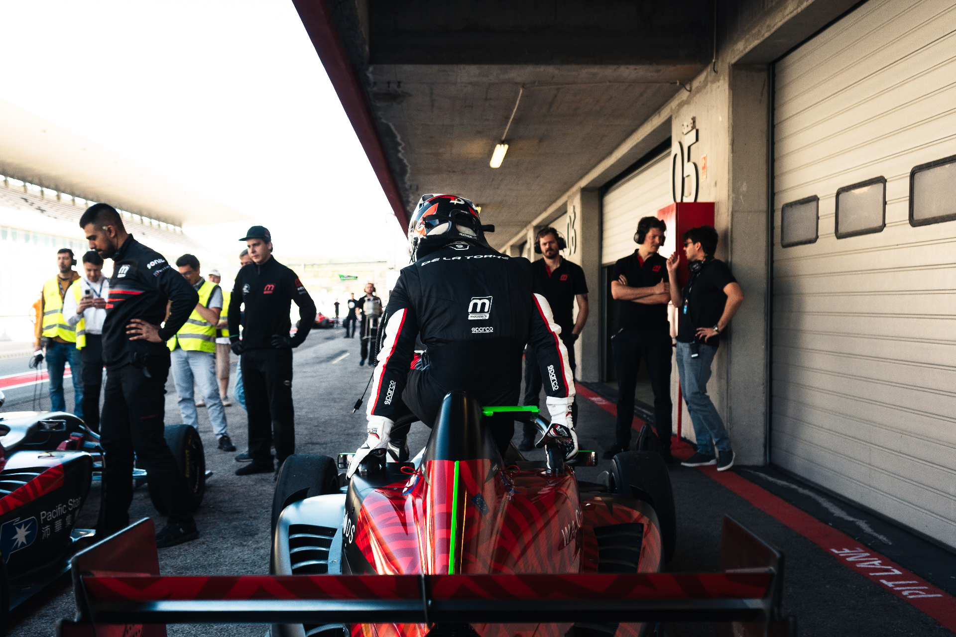 Diego de la Torre leaving the garage at Portimão